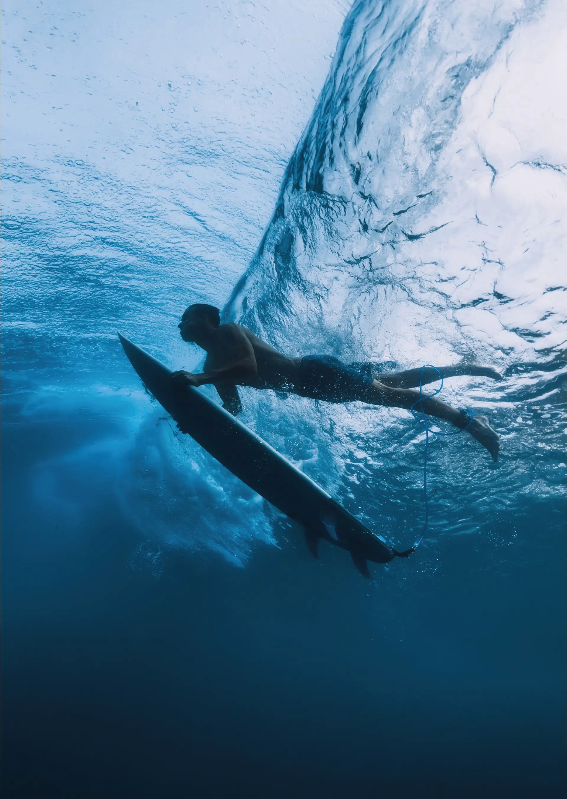 Man surfing in the waves - webbiz digital services